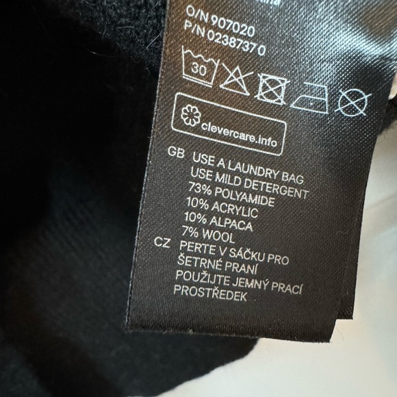 H&M Black Wool Beaded Collar Sweater Knit Alpaca Rhinestone Cropped - Picture 7 of 8